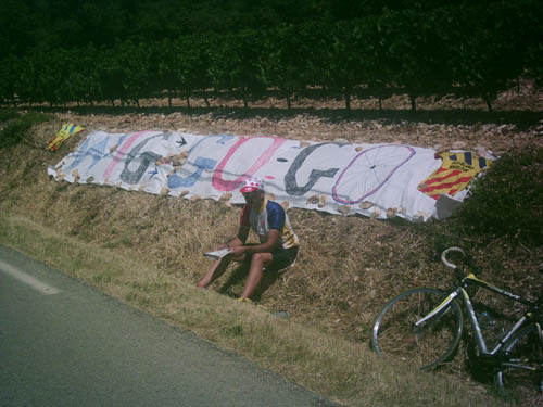 Waiting on the lower slopes of the Ventoux for the race to pass